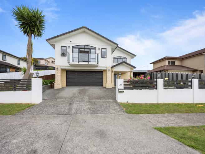 49 Saralee Drive, Manurewa
