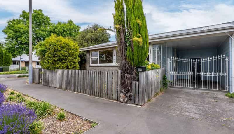 2/37 Matipo Street, Riccarton