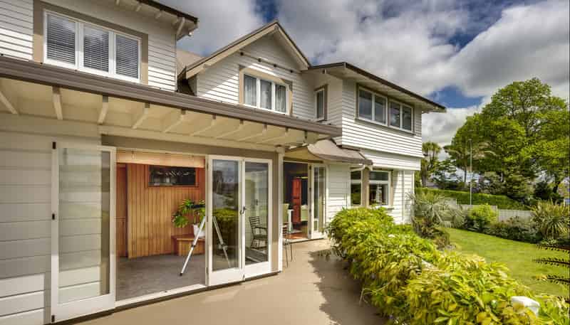 1 Lambton Road, Hospital Hill