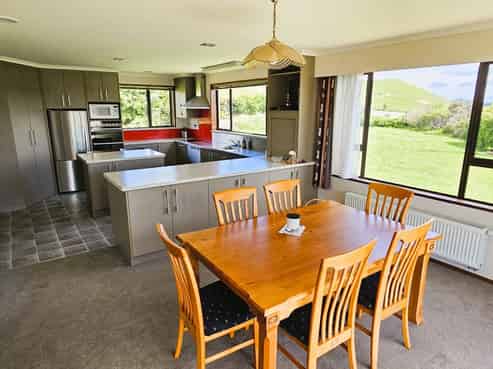 27 Mandeville Kingston Crossing Road, Mandeville