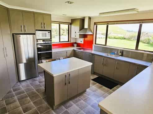 27 Mandeville Kingston Crossing Road, Mandeville