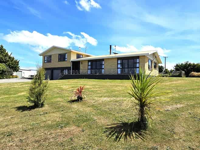 27 Mandeville Kingston Crossing Road, Mandeville