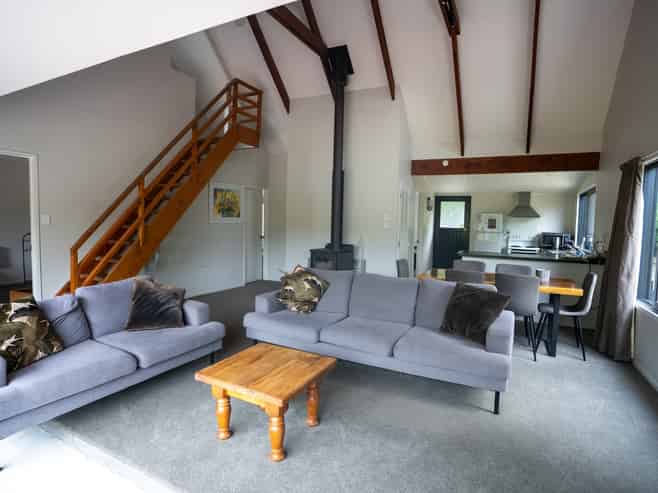 5b Heuchan Lane, Wanaka