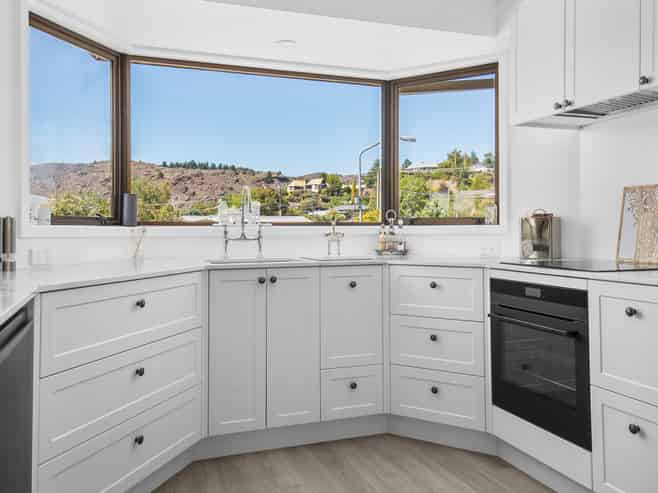 2 Hart Place, Alexandra