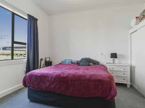30 Young Street, Saint Kilda