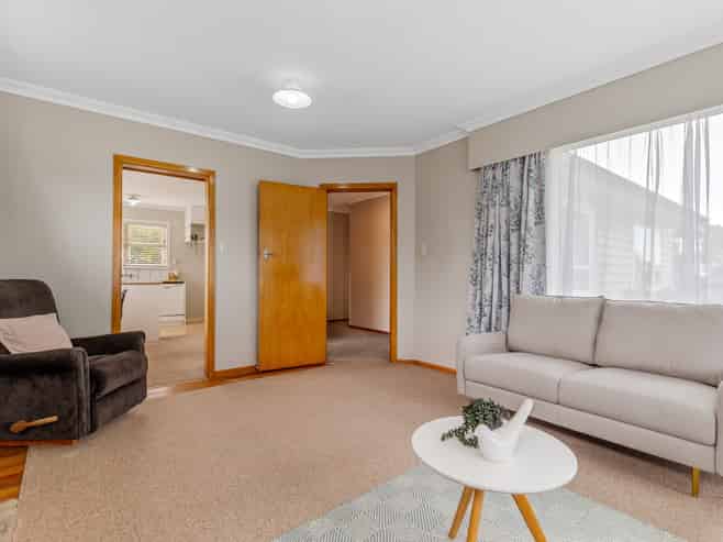 7 Arran Street, Levin