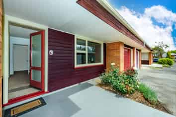 2/7 Camberwell Place, Avonhead