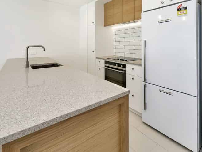 G08/30  Enfield Street, Mount Eden