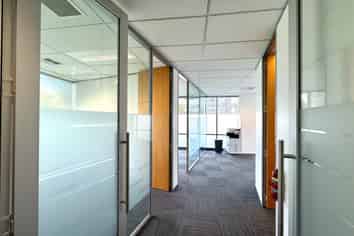 EXCELLENT ALBANY GROUND FLOOR OFFICE 
