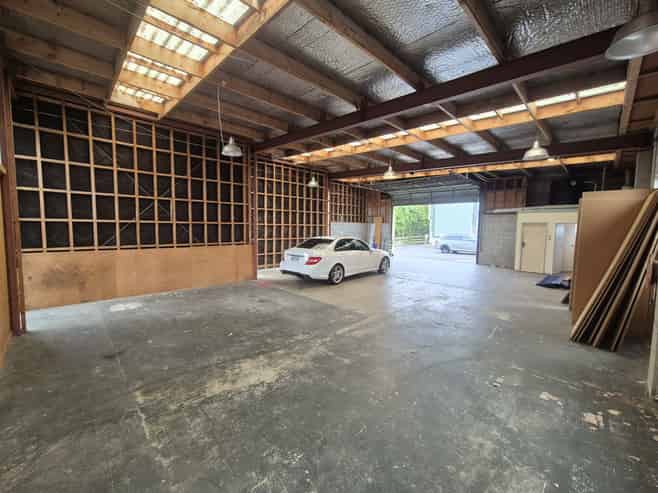 Rare Johnsonville Workshop