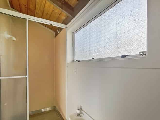 6/8 Otahuri Crescent, Greenlane