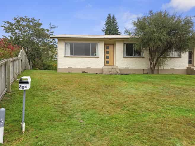 1/30 Clyde Street , Utuhina