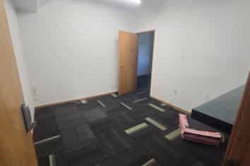 Convenient Industrial Warehouse Unit