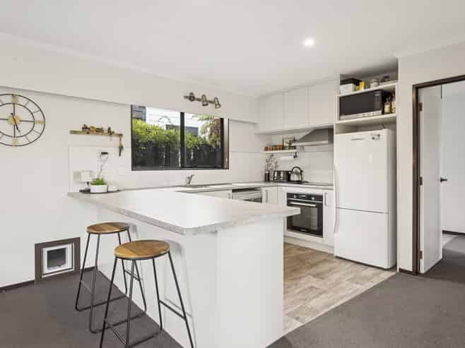 121A Lake Road, Koutu