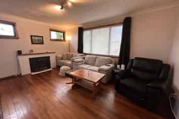 32 Pharazyn Street, Feilding