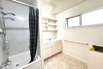 2/48 Maxwell Street, Riccarton