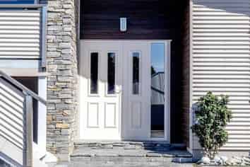 9 Lake Kaniere Road, Hokitika