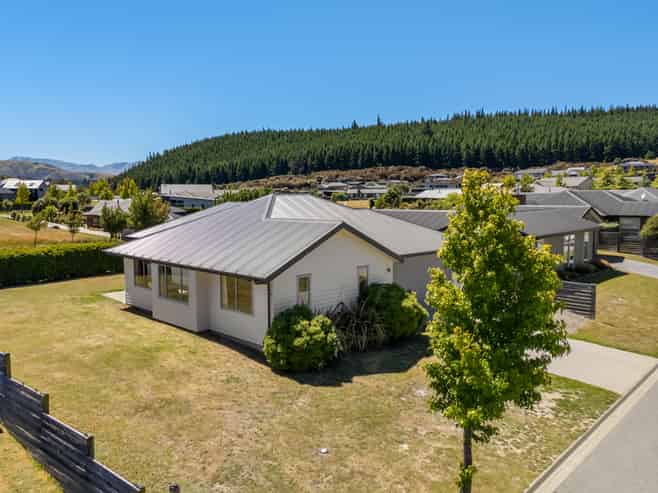 7 Sunnyside Lane, Wanaka