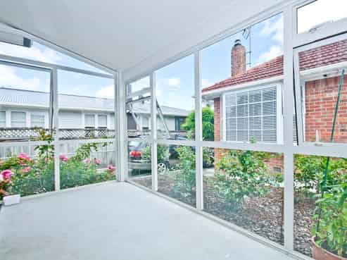 41A Vodanovich Road, Te Atatu South