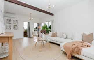 2 Dorothy Place, Hillcrest