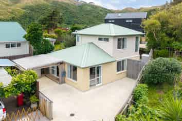 49A Raroa Terrace, Tawa