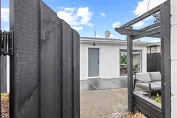 4/36 Kinloch Street, Saint Albans
