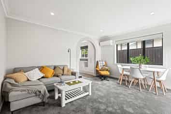 4/36 Kinloch Street, Saint Albans