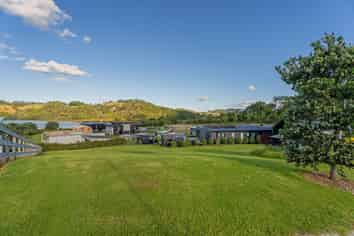 4 Joyce Harsant Place, Cooks Beach