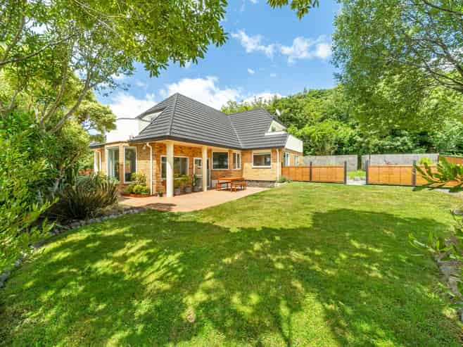 7 Carlow Grove, Birchville