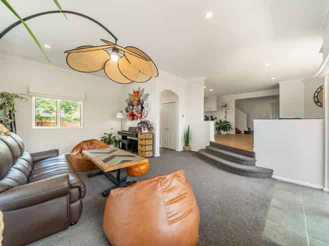 7 Carlow Grove, Birchville