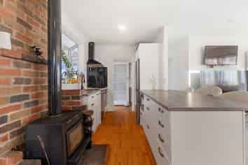 35 Tairere Crescent, Rosehill