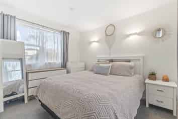 35 Tairere Crescent, Rosehill