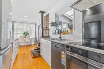 35 Tairere Crescent, Rosehill