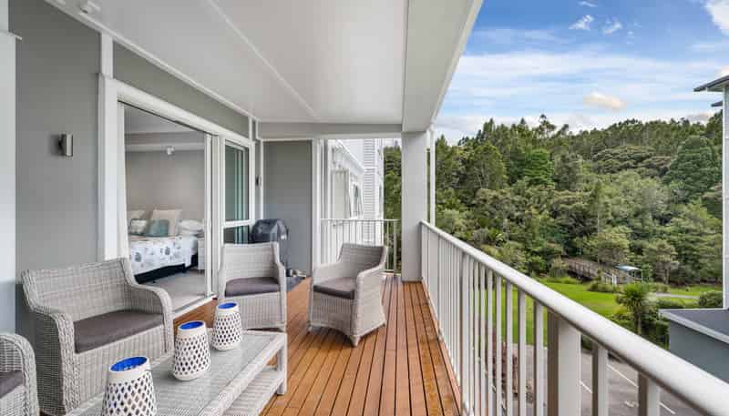 96 Eaves Bush Parade, Orewa