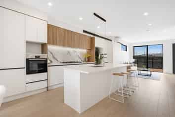 6/57 Tahetoka Street, Westgate