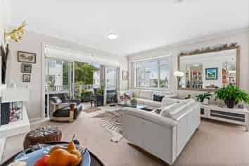 73 Parkside Drive, Orewa