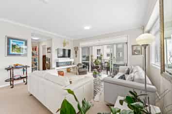 73 Parkside Drive, Orewa