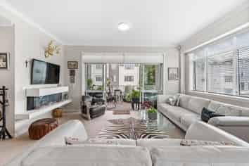 73 Parkside Drive, Orewa