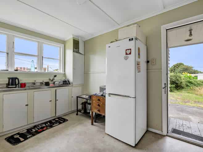 2 Laurent VC Street, Hawera