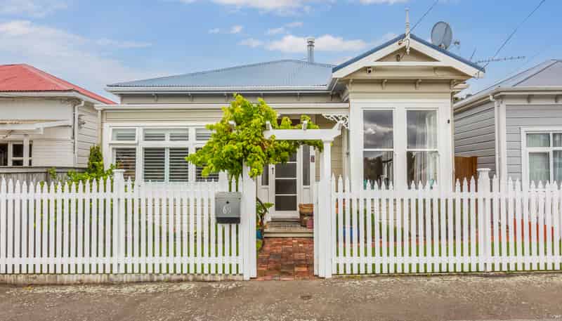 60 Stanley Street, Berhampore