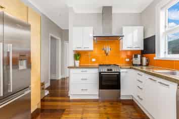 60 Stanley Street, Berhampore