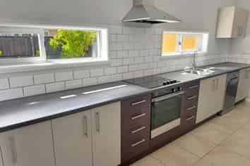 17 Maurice Stanton Pl, Shirley