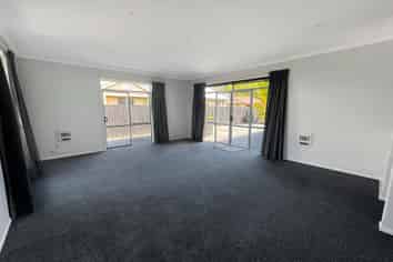 17 Maurice Stanton Pl, Shirley