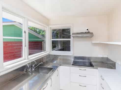 385 Pine Avenue, South New Brighton