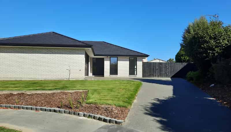 6 Kirkdale Place, Avonhead