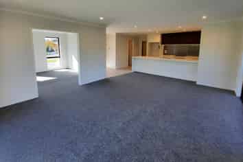 6 Kirkdale Place, Avonhead