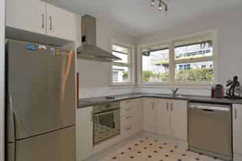 12B Halton St, Strowan