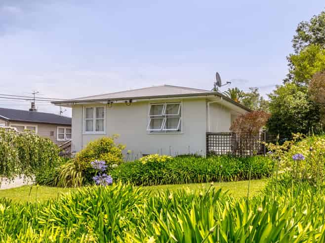 7 and 7a Puriri Crescent, Masterton