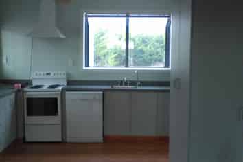 15 Arun street, South Hill