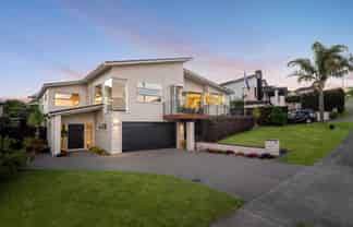 17 Laura Jane Drive, Millwater